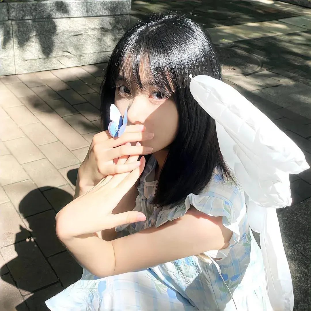 两极对立